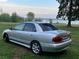 1997 Mitsubishi Carisma I, серебристый, 180000 рублей, вид 5