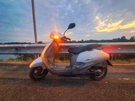 1999 Honda Lead 100, серый, 95000 рублей, вид 3