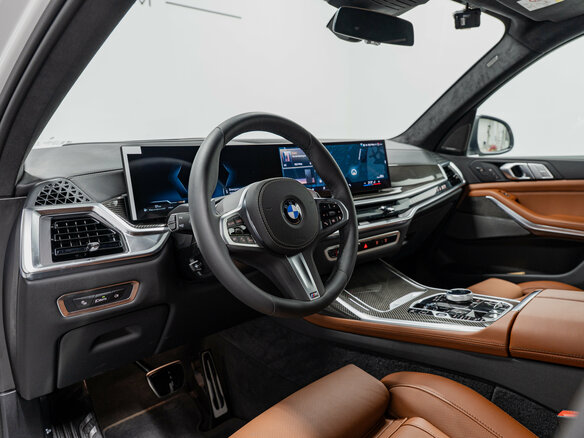 2026 BMW X7 40i I (G07) Рестайлинг, белый, 16350000 рублей - вид 12