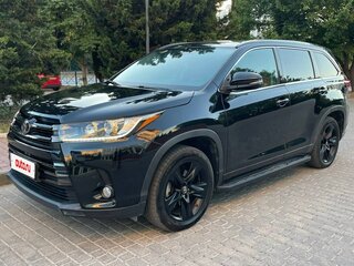 2020 Toyota Highlander III (XU50) Рестайлинг, чёрный, 3810000 рублей, вид 2