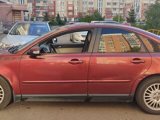 2008 Volvo S40 II Рестайлинг, красный, 700000 рублей, вид 4