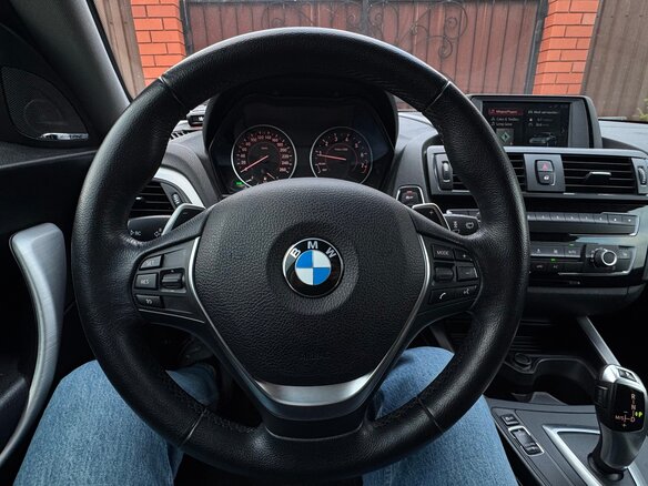 2013 BMW 1 серии 116i II (F20/F21), белый, 1100000 рублей - вид 8
