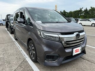 2018 Honda Stepwgn Spada V Рестайлинг, фиолетовый, 1302069 рублей, вид 2