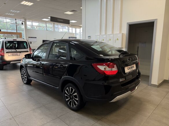2026 Lada (ВАЗ) Granta Active Cross I Рестайлинг, чёрный, 1391000 рублей - вид 5