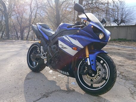 2011 Yamaha YZF-R1, синий, 1280000 рублей, вид 3