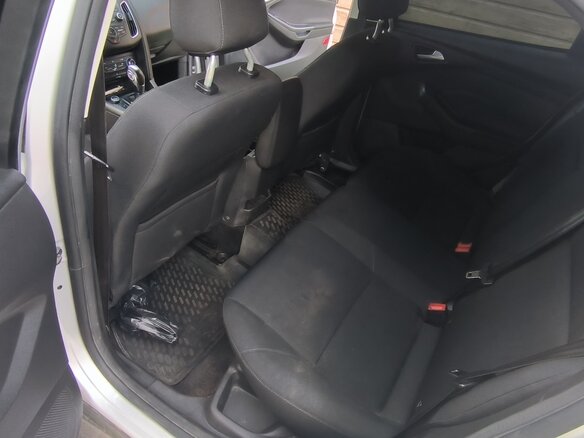 2016 Ford Focus III Рестайлинг, серебристый, 1150000 рублей - вид 23