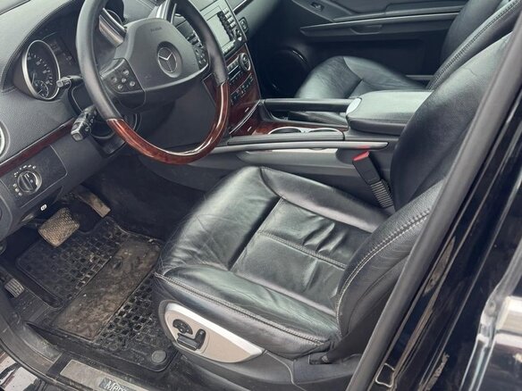 2008 Mercedes-Benz GL-Класс 500 I (X164), чёрный, 1950000 рублей - вид 5