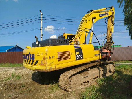 2022 Komatsu PC300, жёлтый, 18545900 рублей, вид 3
