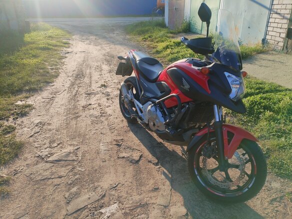 2013 Honda NC 700X, красный, 490000 рублей