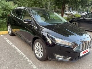 2016 Ford Focus III Рестайлинг, чёрный, 1400000 рублей, вид 1