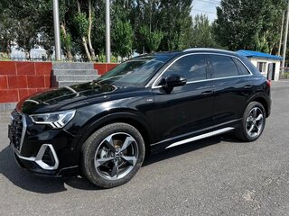 2022 Audi Q3 35 TFSI II (F3), чёрный, 2245000 рублей, вид 1