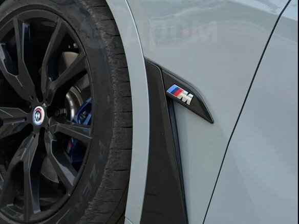2023 BMW X7 M60i I (G07) Рестайлинг, серый, 17000000 рублей - вид 9