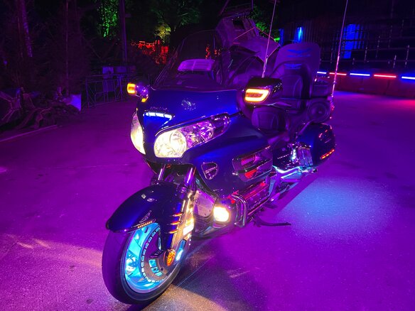 2002 Honda GL 1800 Gold Wing, синий - вид 18
