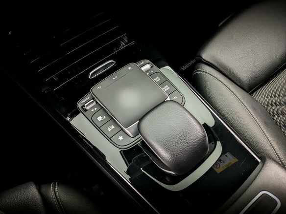 2018 Mercedes-Benz A-Класс 200 IV (W177), чёрный, 2160000 рублей - вид 22
