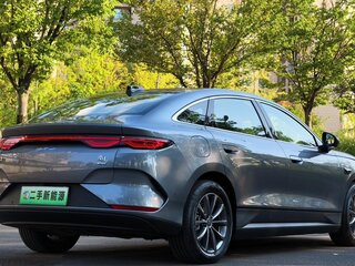 2026 BYD Qin L, серый, 1800000 рублей, вид 5