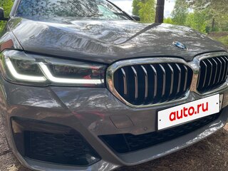 2021 BMW 5 серии 520d xDrive VII (G30/G31/G38) Рестайлинг, серый, 5200000 рублей, вид 4