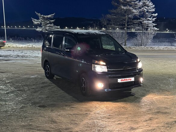 2011 Toyota Voxy II (R70) Рестайлинг, фиолетовый, 1850000 рублей - вид 22