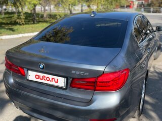2017 BMW 5 серии 520d VII (G30/G31/G38), серый, 2220000 рублей, вид 3