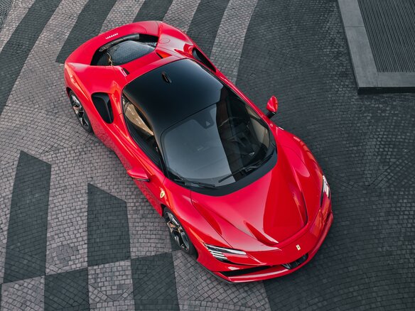 2023 Ferrari SF90 Stradale, красный, 56950000 рублей - вид 18