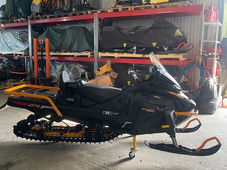 2026 BRP Ski-Doo Skandic LE 900 ACE, чёрный, 2450000 рублей, вид 2
