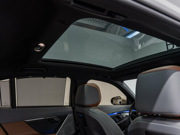 2025 BMW 5 серии 530i xDrive VIII (G60/G61/G68), белый, 9150000 рублей - вид 29