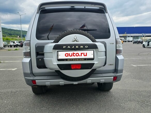 2007 Mitsubishi Pajero IV, серебристый, 1900000 рублей - вид 7