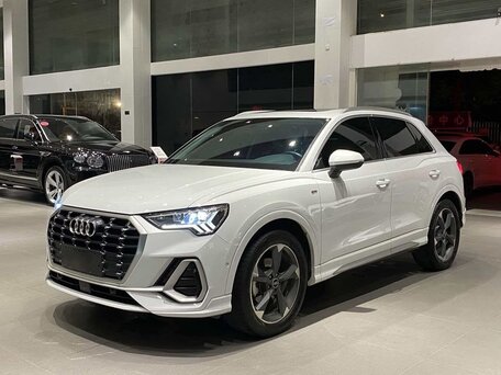 Audi Q3 II (F3)