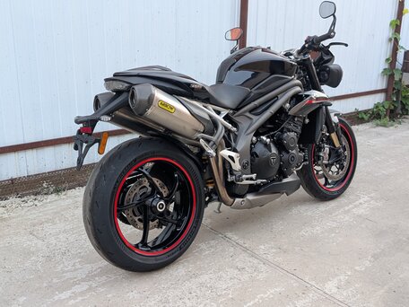 2019 Triumph Speed Triple, чёрный, 985000 рублей, вид 3