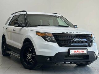 2013 Ford Explorer Sport V, белый, 1600000 рублей, вид 3