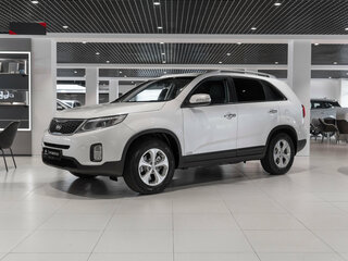 2015 Kia Sorento II Рестайлинг, белый, 1395000 рублей, вид 1