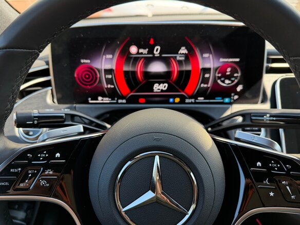 2024 Mercedes-Benz E-Класс 200 VI (W214, S214), коричневый, 6200000 рублей - вид 12