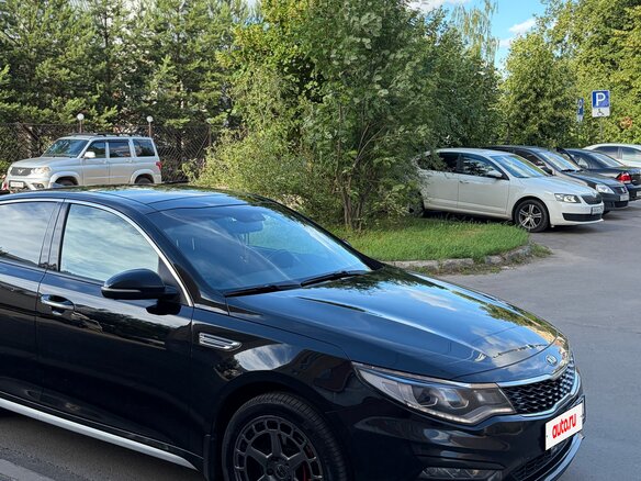 2019 Kia Optima IV Рестайлинг, чёрный, 1800000 рублей - вид 2