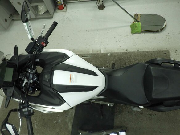 2024 Honda NC 750X, белый - вид 10