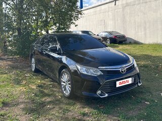 2015 Toyota Camry VII (XV50) Рестайлинг, чёрный, 2480000 рублей, вид 3