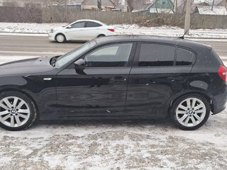 2010 BMW 1 серии 116i I (E81/E82/E87/E88) Рестайлинг, чёрный, 865000 рублей, вид 5
