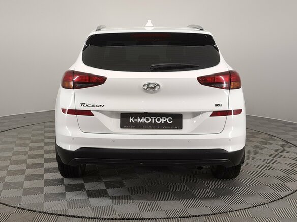 2019 Hyundai Tucson III Рестайлинг, белый, 2430000 рублей - вид 5