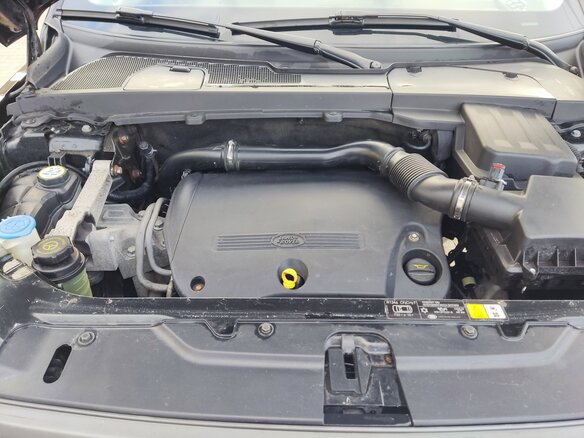 2011 Land Rover Freelander II Рестайлинг, чёрный - вид 17