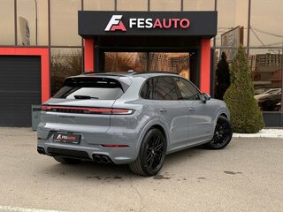 2026 Porsche Cayenne GTS Coupé III Рестайлинг, серый, 24790000 рублей, вид 5