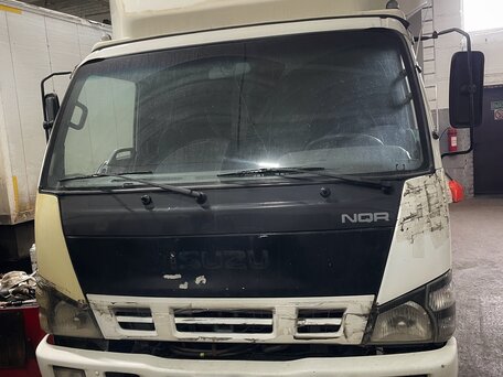 2008 Isuzu Elf (N-series), белый, 900000 рублей, вид 2