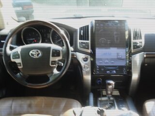 2014 Toyota Land Cruiser 200 Series Рестайлинг 1, серый, 4050000 рублей, вид 4