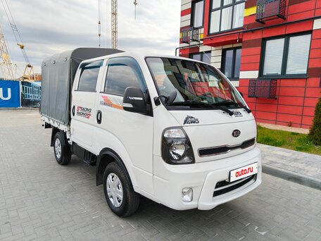 2017 Kia Bongo, белый, 2400000 рублей, вид 1
