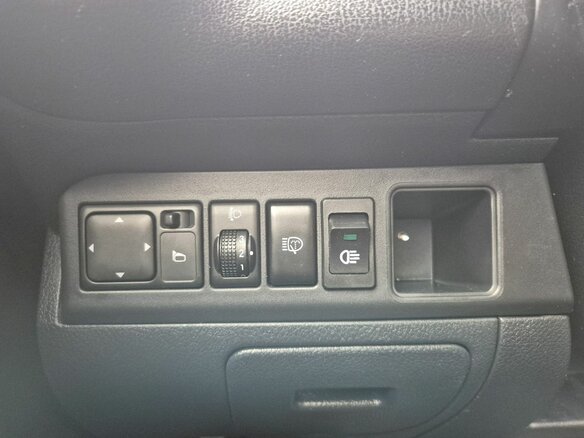 2006 Nissan Note I, чёрный, 290000 рублей - вид 13