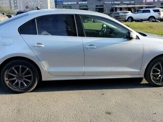 2011 Volkswagen Jetta VI, серебристый, 750000 рублей, вид 4