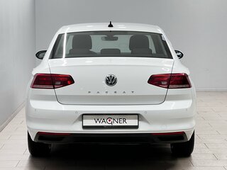 2019 Volkswagen Passat B8 Рестайлинг, белый, 1540000 рублей, вид 3