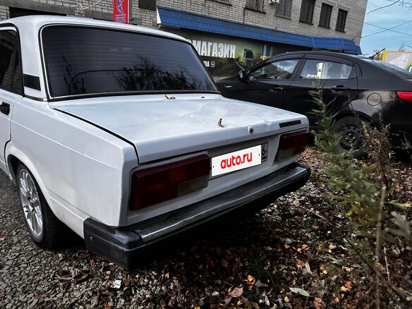 2006 Lada (ВАЗ) 2107, белый, 160000 рублей - вид 2