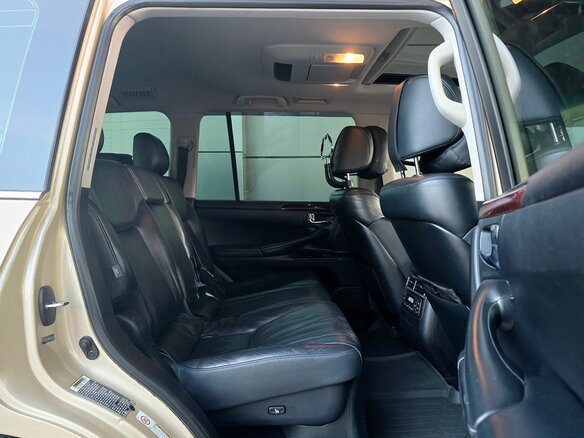 2011 Lexus LX 570 III, золотистый, 4700000 рублей - вид 17