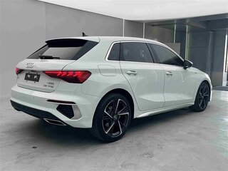 2022 Audi A3 Sportback 35 TFSI IV (8Y), белый, 2100000 рублей, вид 5
