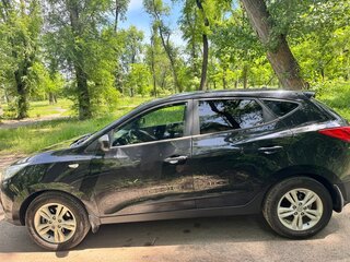 2010 Hyundai ix35 I, чёрный, 950000 рублей, вид 3