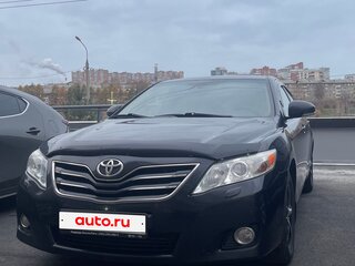2011 Toyota Camry VI (XV40) Рестайлинг, чёрный, 1600000 рублей, вид 1