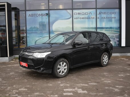 Mitsubishi Outlander III